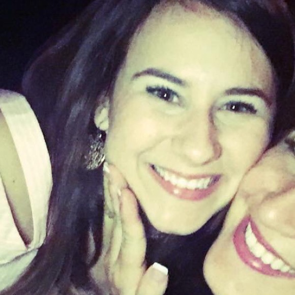 Meet your Posher, Elizabeth - Picture 1 of 1